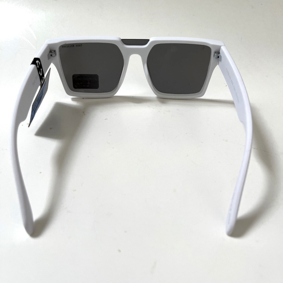 New Original TRUE RELIGION Oversized Square Shield Sunglasses Acetate White - Picture 3 of 6